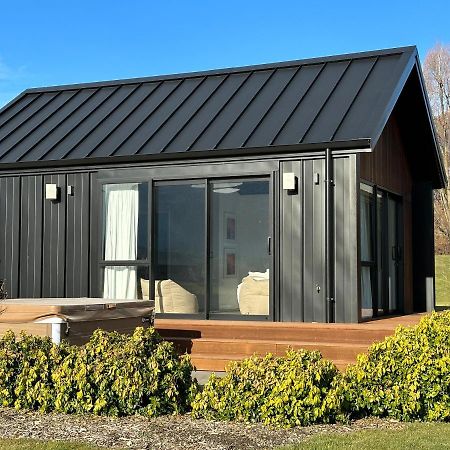 Guest House With A Stunning View Frankton Exterior foto